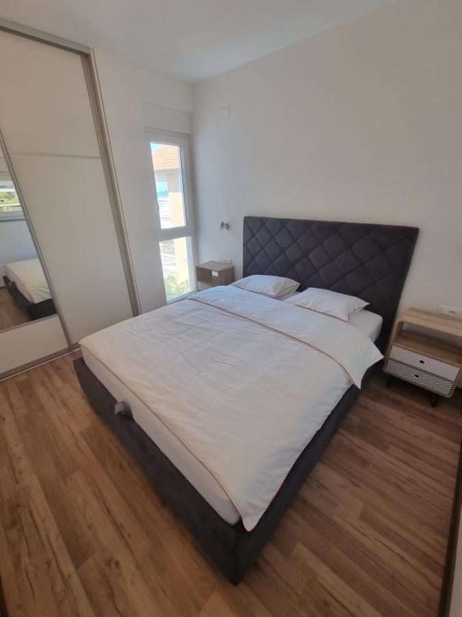 Sea View Apartment Rogoznica  Exterior photo